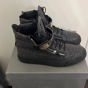 Guiseppe Zanotti reptile skin high top sneakers size 45 Italy size 12 US